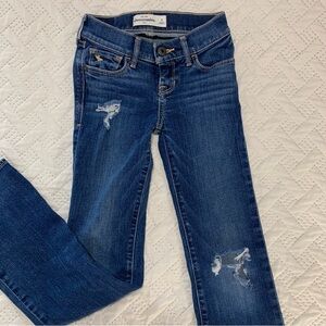 Abercrombie & Fitch Girls Distresses Blue Jeans size 8 Boot Cut